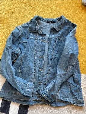 Classic Blue Denim Jacket - Women's Casual Jean Coat